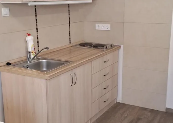 Amira Apartman Eger
