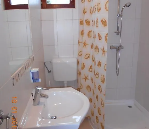 Amira Apartman